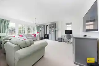 182 South Lodge Drive, photo 3