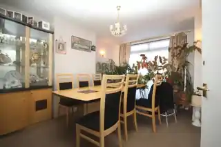 184 Bridgewater Road, photo 3