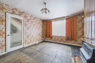 185 Halbutt Street, photo 2