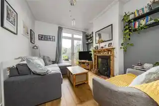 185 Kneller Road, photo 2
