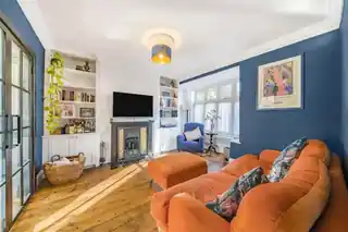 187 South Park Crescent, photo 2