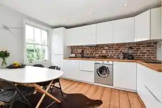 188 Brixton Road, photo 3