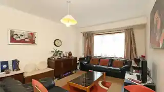 18A Kings Avenue, photo 3