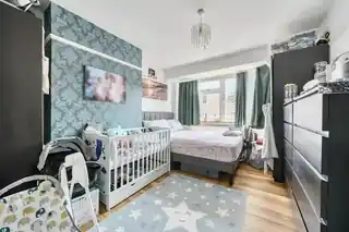 18A Oakleigh Close, photo 4