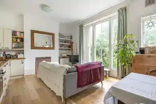 18B Dulwich Road, photo 3