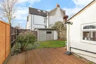 18B Lower Downs Road, photo 4