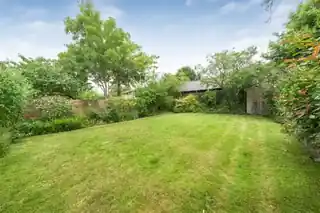 18B Queens Road, photo 3