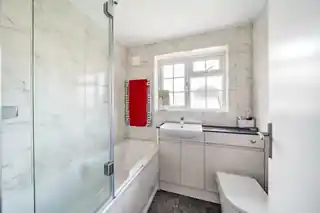 19 Ashdown Way, photo 4