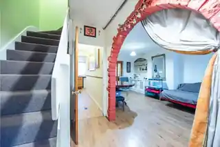 19 Boxoll Road, photo 3