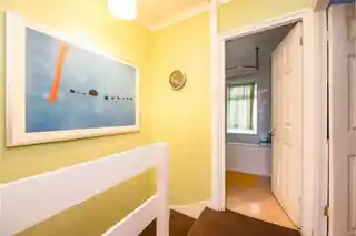 19 Boxoll Road, photo 4