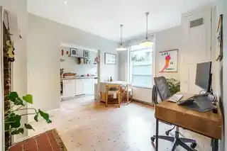 19 Burnbury Road, photo 2