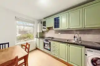 19 Chambord Street, photo 3