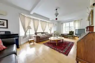 19 Dale Gardens, photo 2