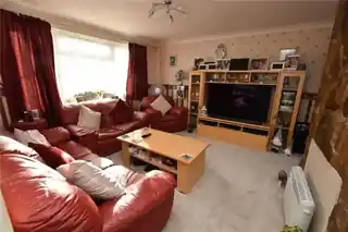 19 Danbury Close, photo 4
