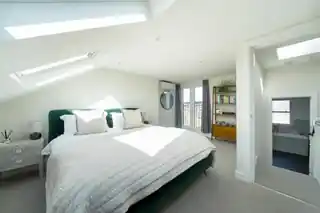 19 Darrell Road, photo 4