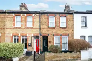 19 Edgington Road, photo 2
