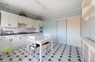 19 Elmer Gardens, photo 4