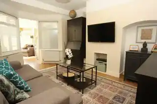 19 Fairview Crescent, photo 2