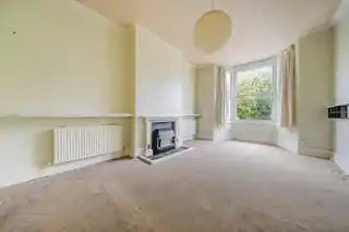 19 Greenholm Road, photo 2