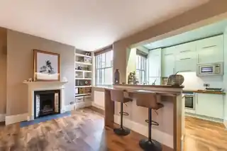 19 Grove Place, photo 2