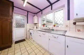19 Hartshill Close, photo 3