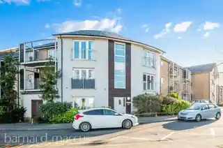 19 Hengist Way, photo 2