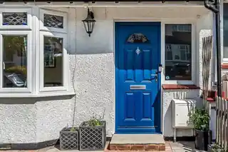 19 Kingsdown Road, photo 2