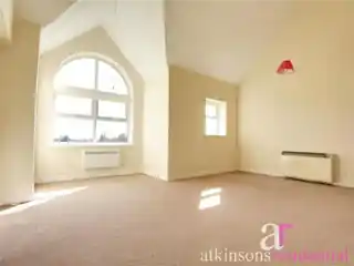 19 Kirkland Drive, photo 3
