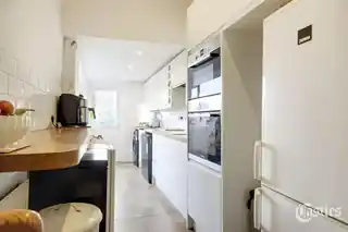 19 Lyndhurst Road, photo 4
