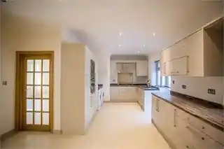 19 Mount Drive, photo 2