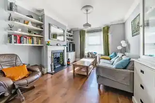 19 Piquet Road, photo 2