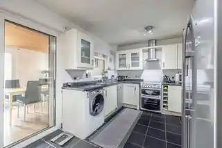 19 Triandra Way, photo 3