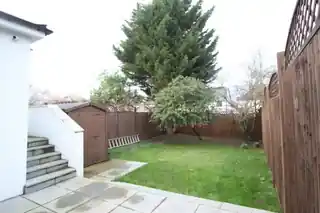 19 West Ridge Gardens, photo 4