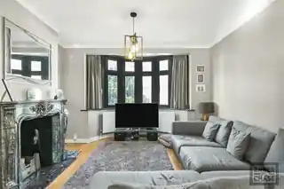 19 Westview Crescent, photo 4