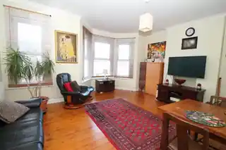 19 Windsor Road, photo 3