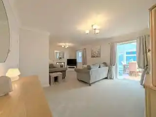 191A Bedfont Close, photo 2