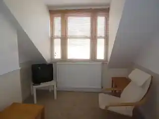 192 Adelaide Avenue, photo 3