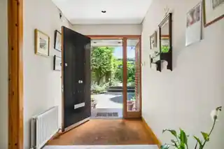 192A Sheen Lane, photo 3