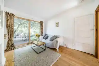 193 Leighton Road, photo 4
