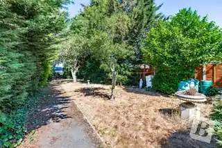 195A Wingletye Lane, photo 4