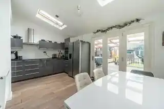 196 Watling Avenue, photo 3