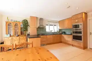 1A Moor Park Road, photo 3