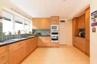 1A Moor Park Road, photo 4