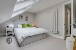 1A Treport Street, photo 3