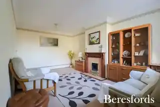 1B Acacia Gardens, photo 4