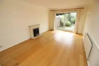 1B Beverley Road, photo 2
