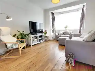 2 Birkbeck Road, photo 2