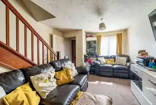 2 Bluebell Close, photo 3
