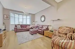 2 Chalgrove Crescent, photo 3