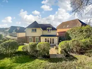 2 Chynham Place, photo 4